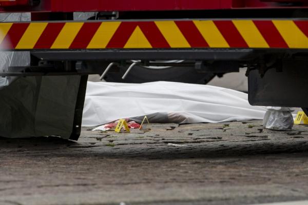 Ataque terrorista na Finlândia deixa dois mortos e seis feridos