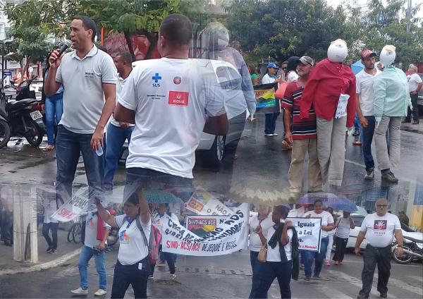 Palavras duras marcaram a manifestação dos agentes de endemias contra a gestão Municipal de Jequié