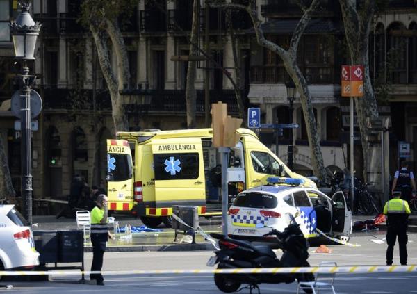 Atentado em Barcelona deixa 13 mortos e mais de 50 feridos