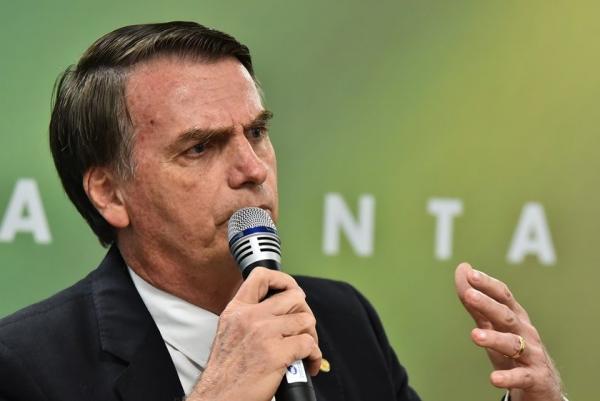 Cerca de 90 milhões de brasileiros não vão assistir à posse de Bolsonaro